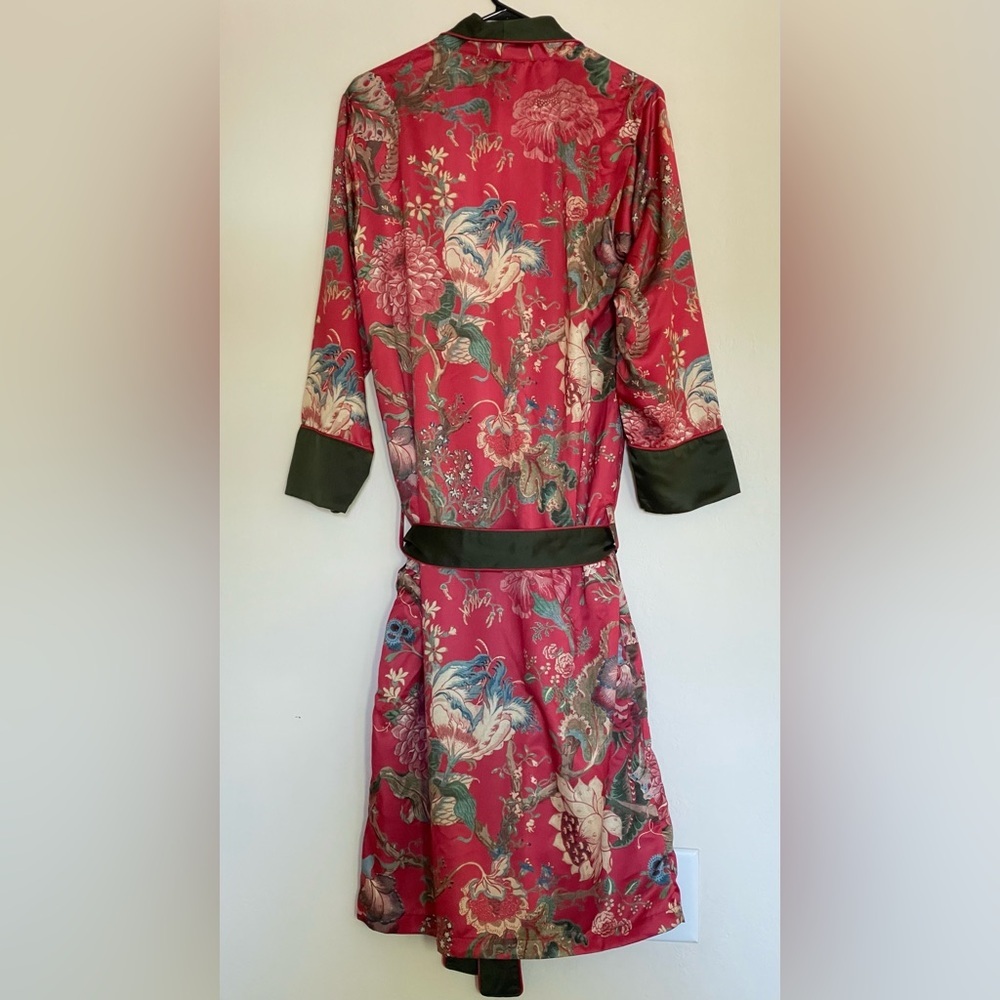 Pottery Barn Dahlia Robe Size S - Picture 2 of 12